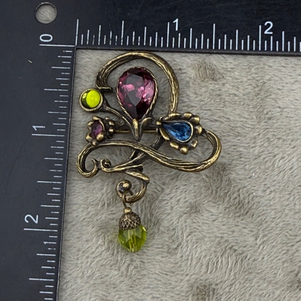 Vintage 1928 Brooch Gold Tone Rhinestone - Picture 8 of 9